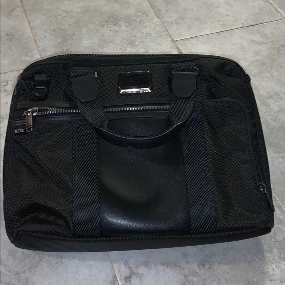 Tumi laptop case like new